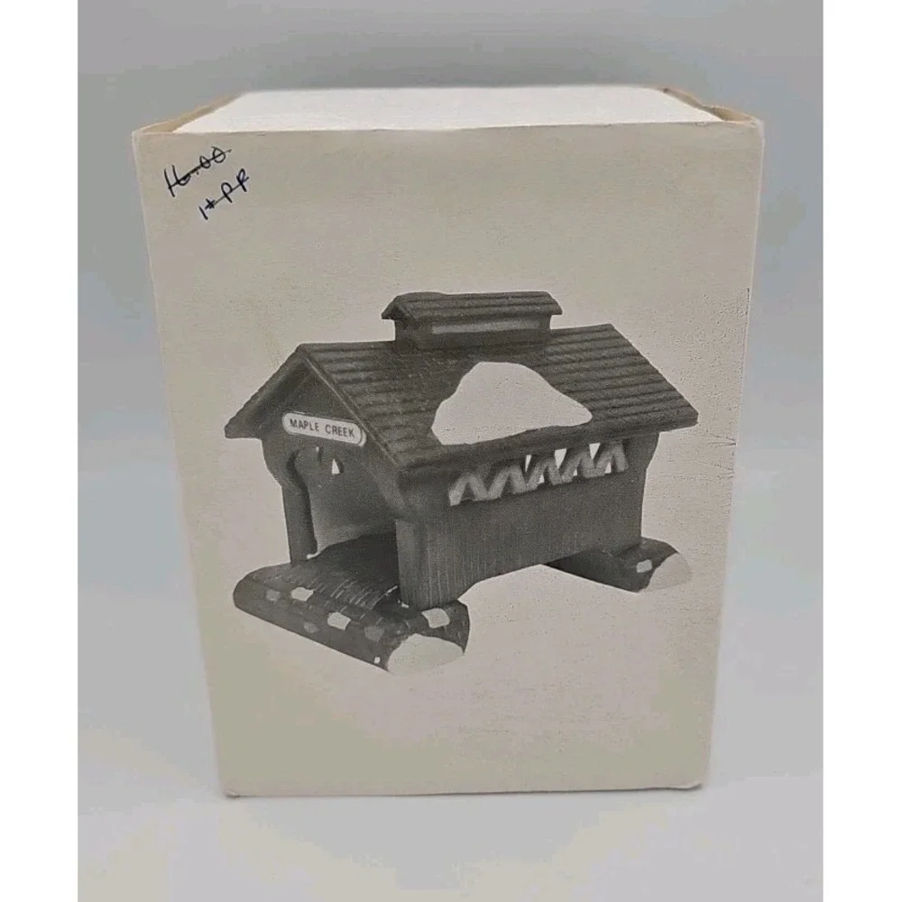 DEPT 56 HERITAGE VILLAGE 